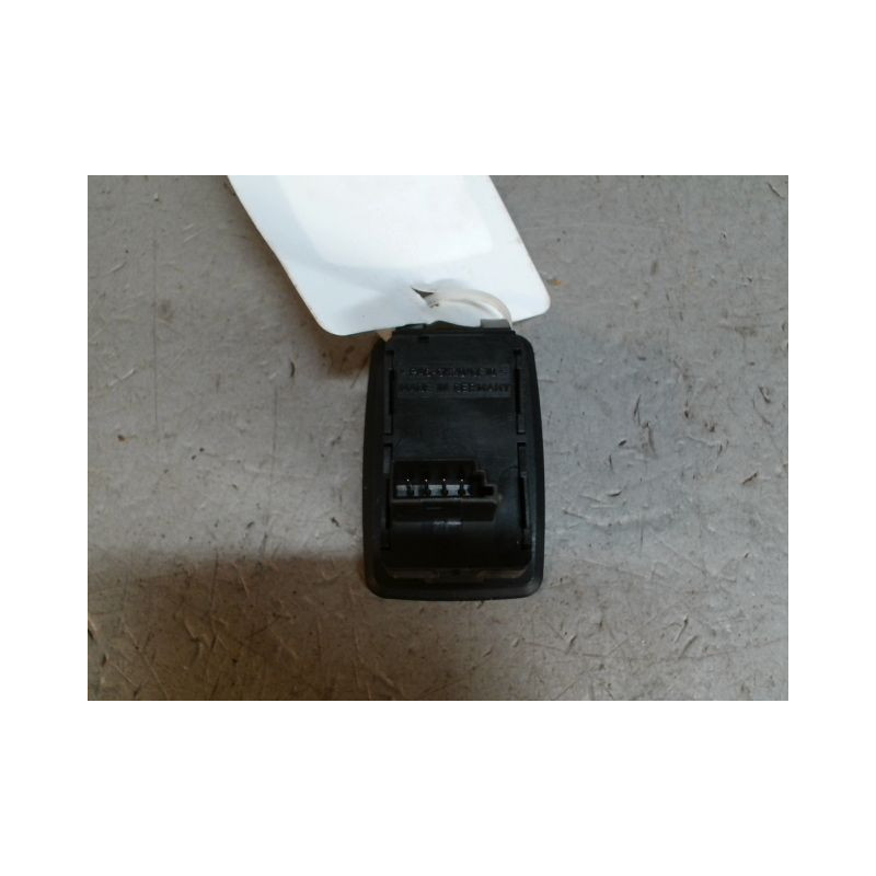 COMMANDE LEVE-GLACE PORTE AVD B.M.W. X3