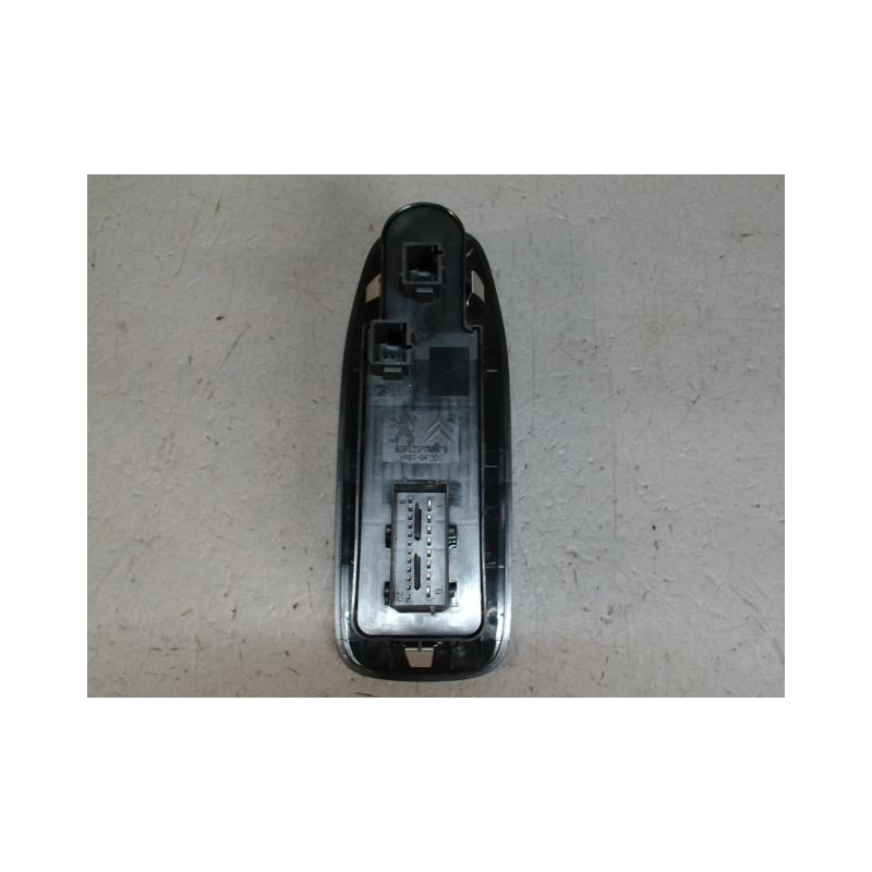 COMMANDE LEVE-GLACE PORTE AVG PEUGEOT 208
