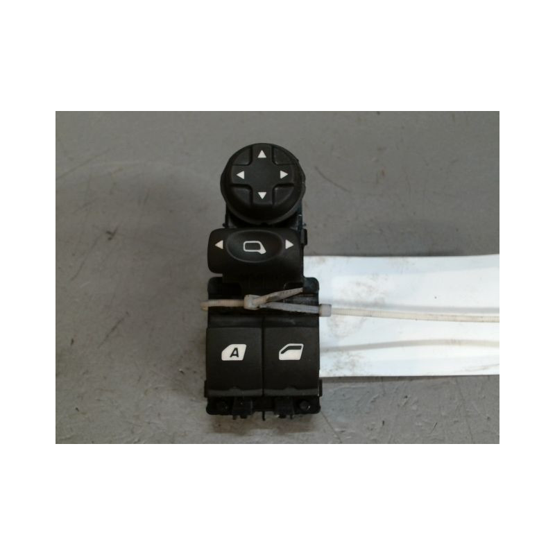 COMMANDE LEVE-GLACE PORTE AVG PEUGEOT 208
