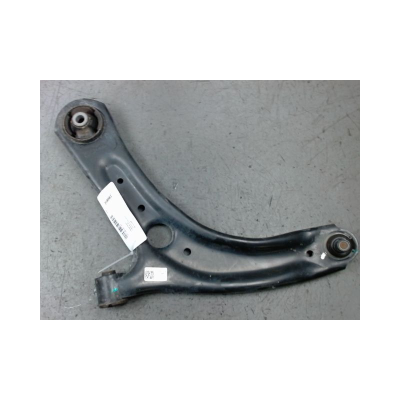 TRIANGLE INFERIEUR AVANT GAUCHE HYUNDAI I20