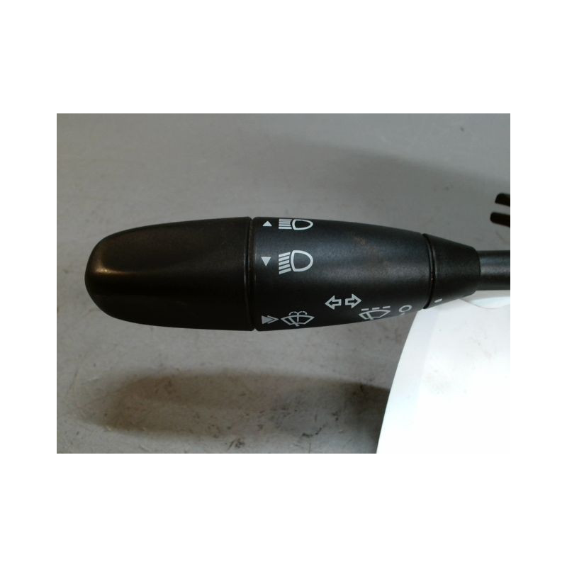 COMMANDE CLIGNOTANT CHRYSLER 300 C