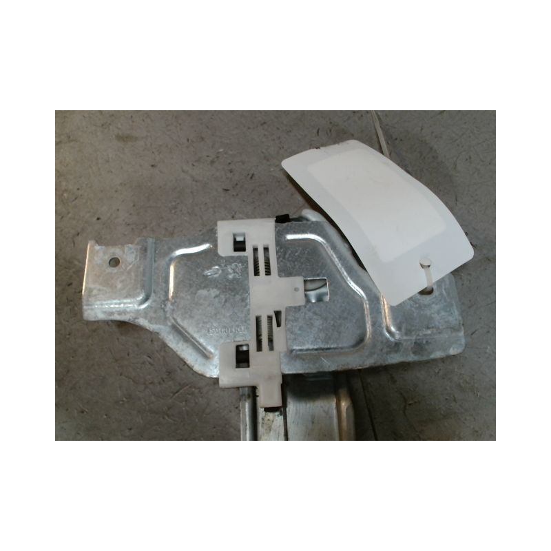 MECANISME+MOTEUR LEVE-GLACE AVANT DROIT PEUGEOT 2008