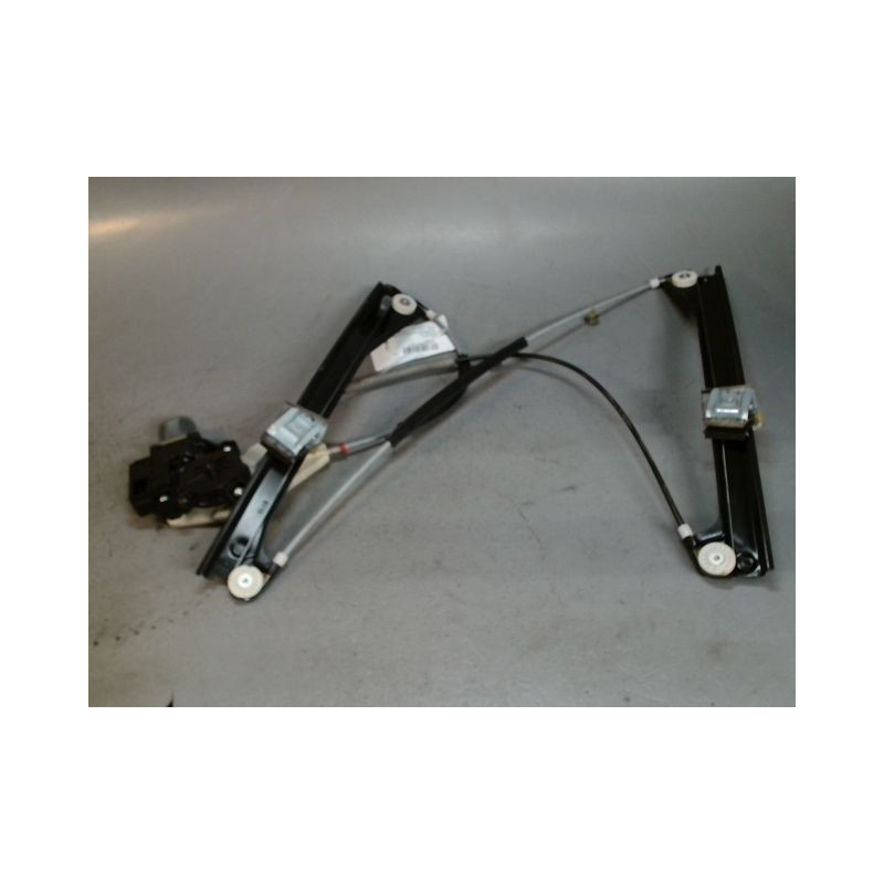 MECANISME+MOTEUR LEVE-GLACE AVANT DROIT VOLKSWAGEN POLO