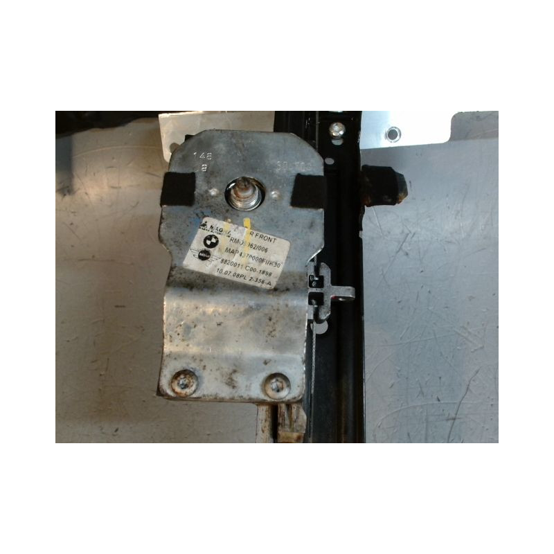 MECANISME+MOTEUR LEVE-GLACE AVANT GAUCHE MINI MINI 2006-