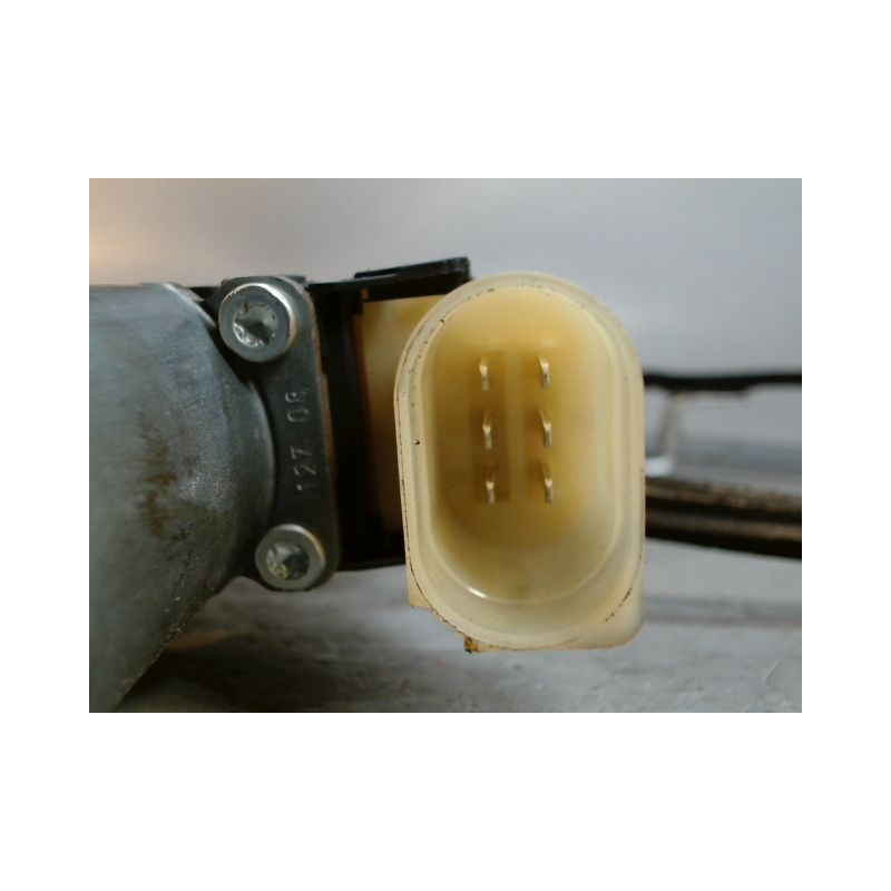 MECANISME+MOTEUR LEVE-GLACE AVANT GAUCHE MINI MINI 2006-