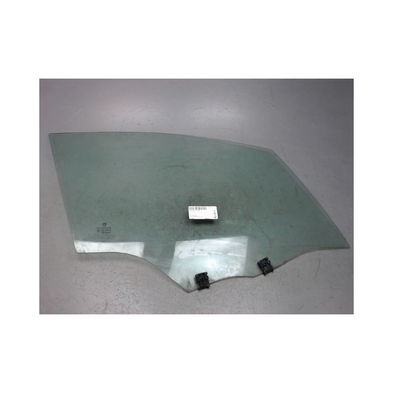 GLACE FIXE PORTE AVD PEUGEOT 208