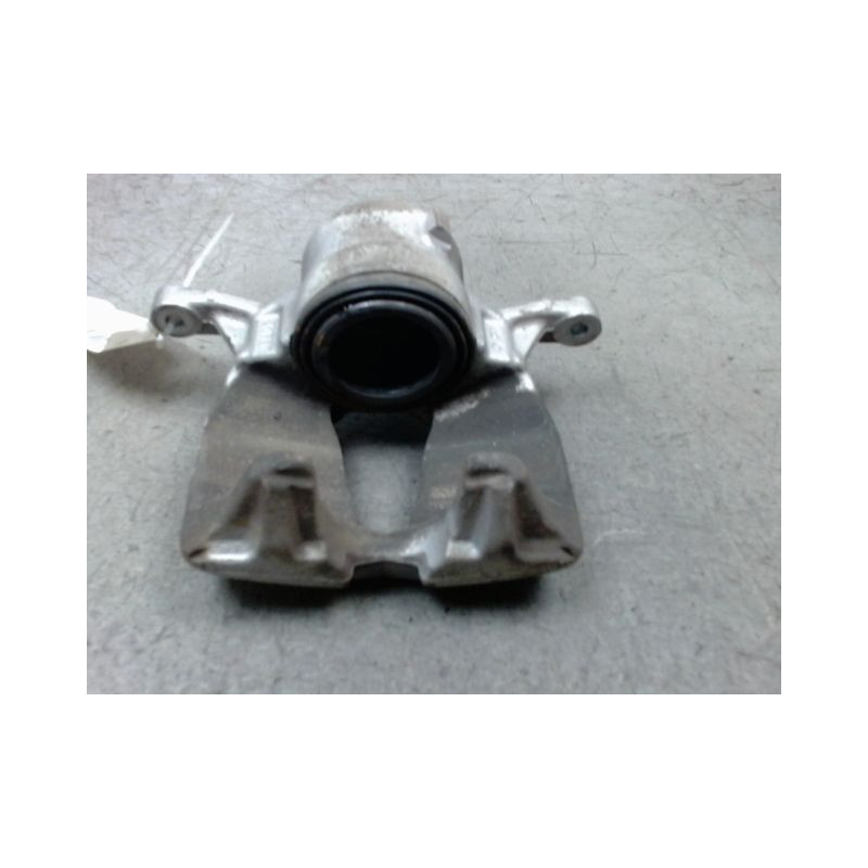 ETRIER DE FREIN AVANT DROIT PEUGEOT 5008