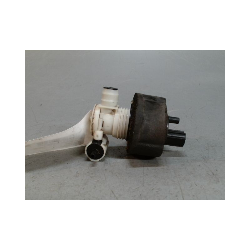 POMPE LAVE-GLACE AVANT CHRYSLER PT CRUISER -2005