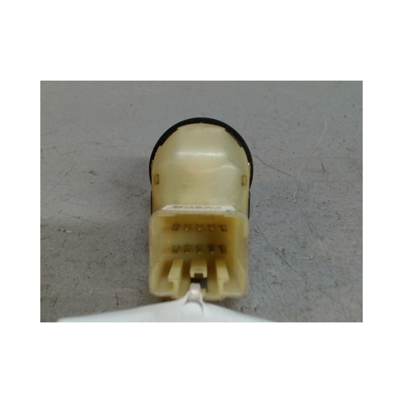 COMMANDE RETROVISSEUR EXTERIEUR ELECTRIQUE CHRYSLER PT CRUISER -2005