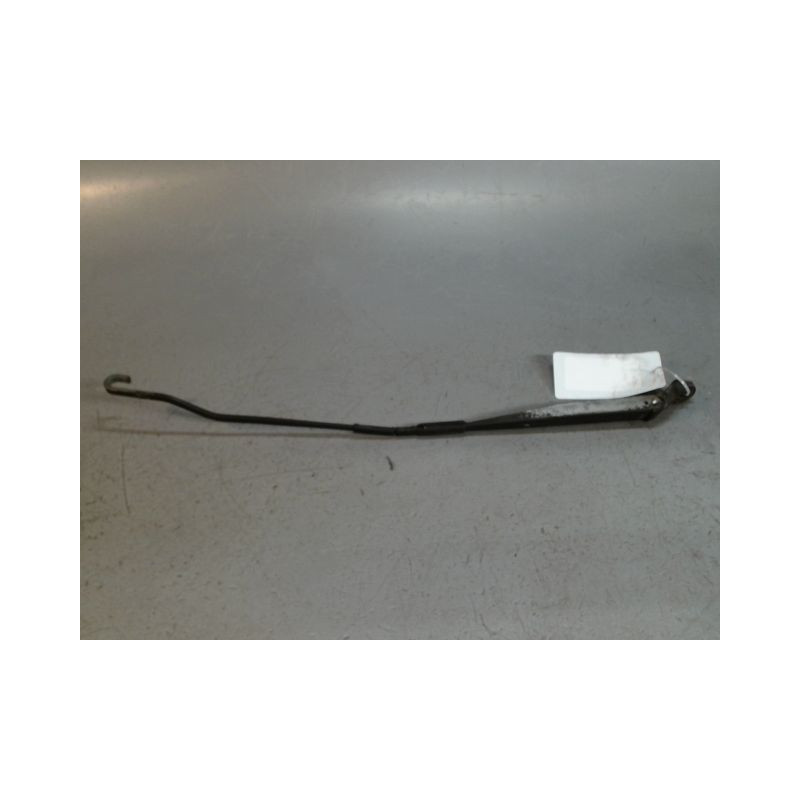 BRAS ESSUIE-GLACE AVANT GAUCHE PEUGEOT 605 94-99