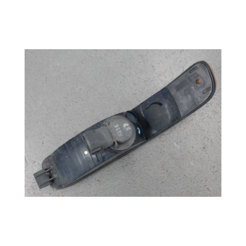 CLIGNOTANT DROIT JEEP CHEROKEE