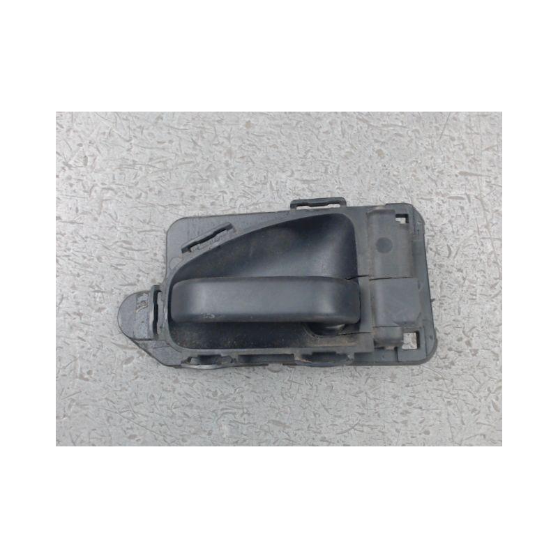 POIGNEE INTERIEURE PORTE AVANT DROIT CITROEN SAXO