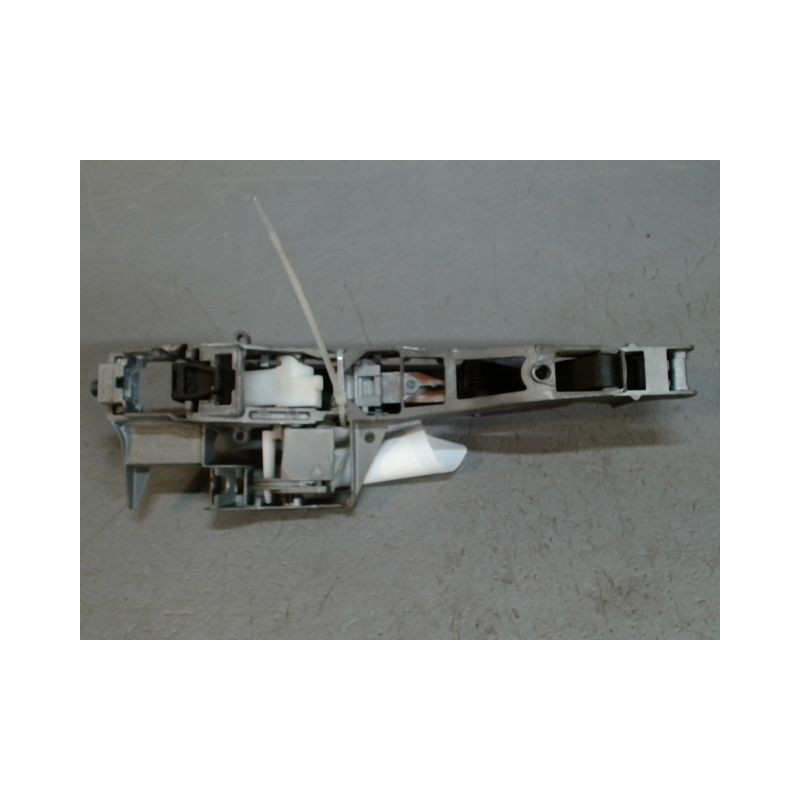 POIGNEE EXTERIEURE PORTE ARRIERE GAUCHE CITROEN C3