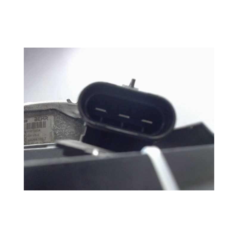 MOTEUR VENTILATEUR RADIATEUR OPEL INSIGNIA