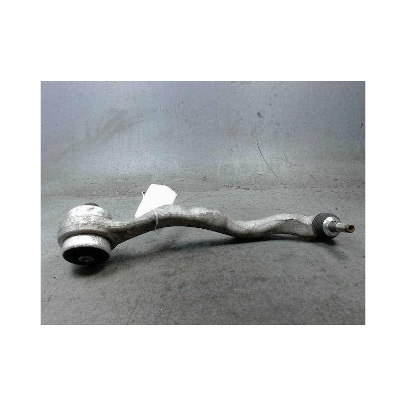 TRIANGLE INFERIEUR AVANT DROIT B.M.W. SERIE 1