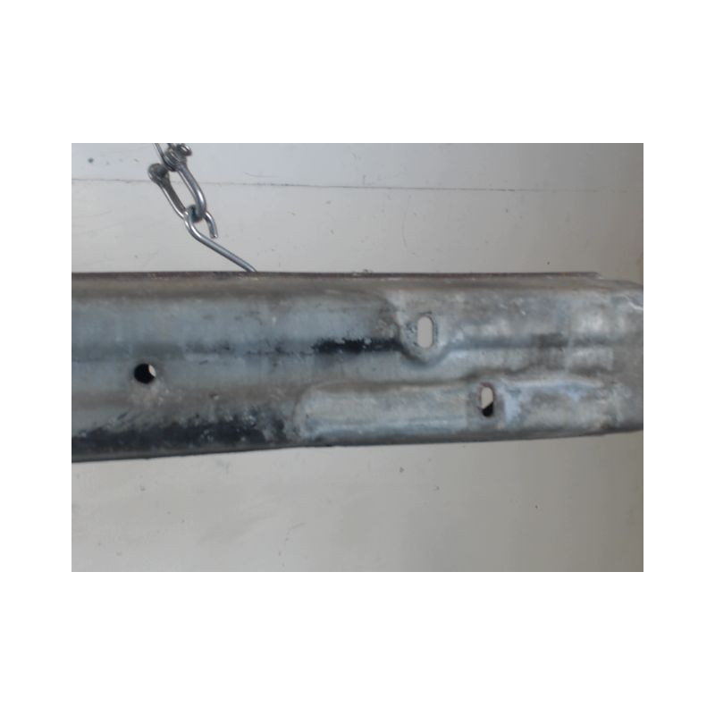 RENFORT PARE-CHOC ARRIERE  CHRYSLER PT CRUISER 00-05