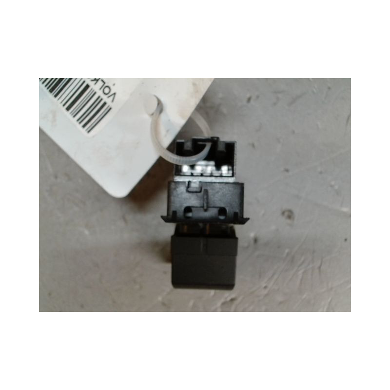 COMMANDE LEVE-GLACE PORTE AVD VOLKSWAGEN PASSAT