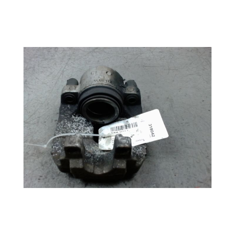 ETRIER DE FREIN AVANT DROIT B.M.W. SERIE 5