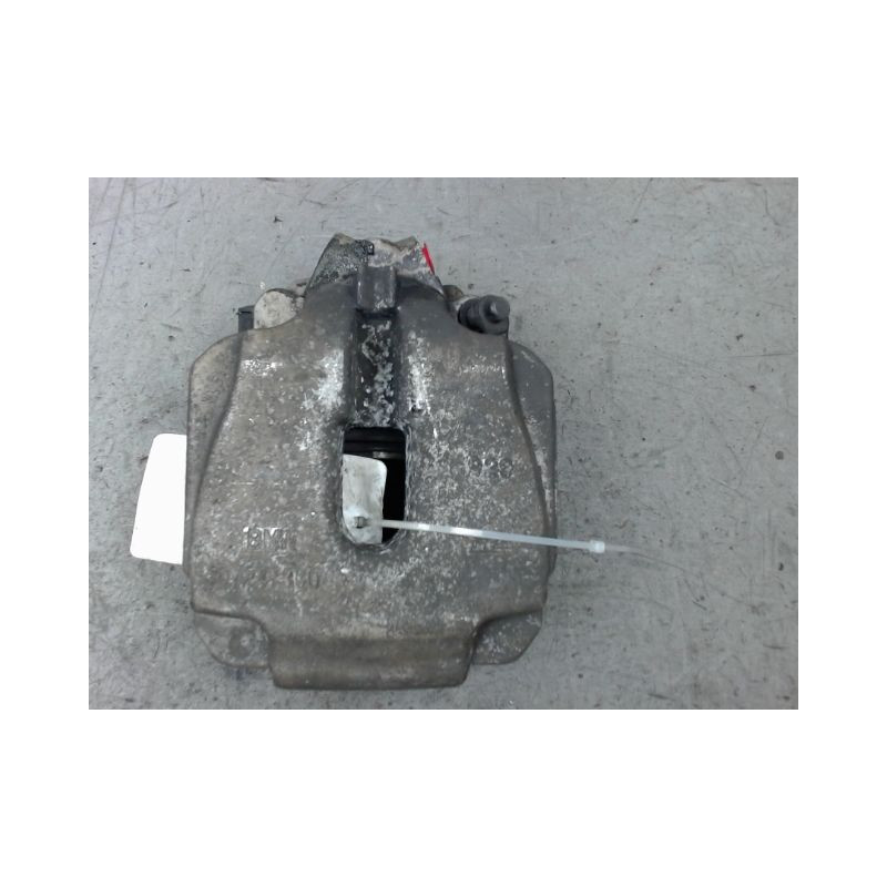 ETRIER DE FREIN AVANT DROIT B.M.W. SERIE 5