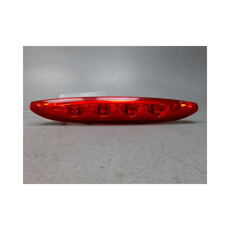 FEUX STOP SUPPLEMENTAIRE PEUGEOT 208