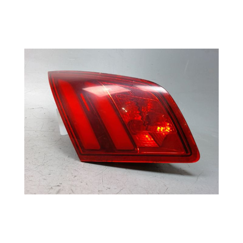 FEU ARRIERE INTERIEUR GAUCHE PEUGEOT 308