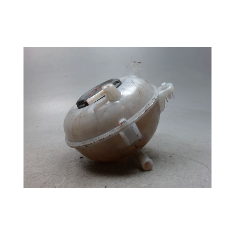 VASE EXPANSION VOLKSWAGEN PASSAT