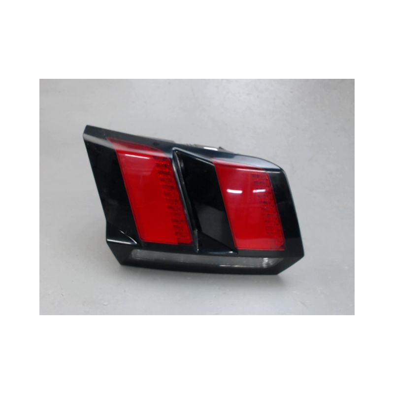 FEU ARRIERE INTERIEUR GAUCHE PEUGEOT 3008