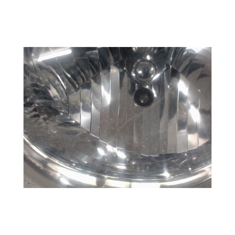 PHARE GAUCHE JEEP CHEROKEE