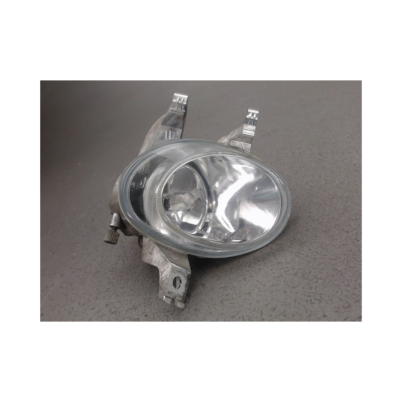 PHARE ANTIBROUILLARD AVANT DROIT PEUGEOT 206