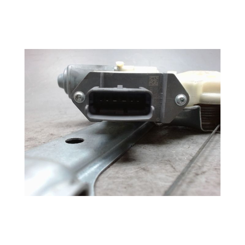MECANISME+MOTEUR LEVE-GLACE AVANT DROIT PEUGEOT 5008