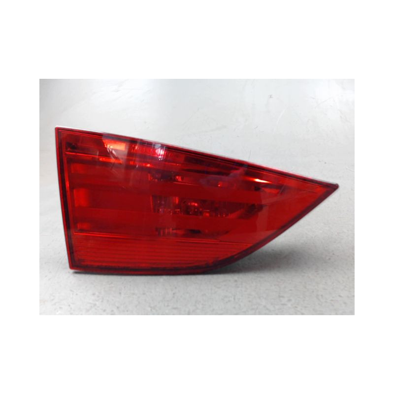 FEU ARRIERE INTERIEUR GAUCHE B.M.W. X1