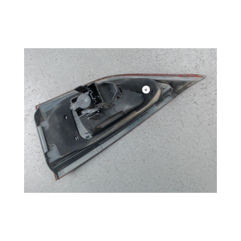 FEU ARRIERE INTERIEUR GAUCHE B.M.W. X1