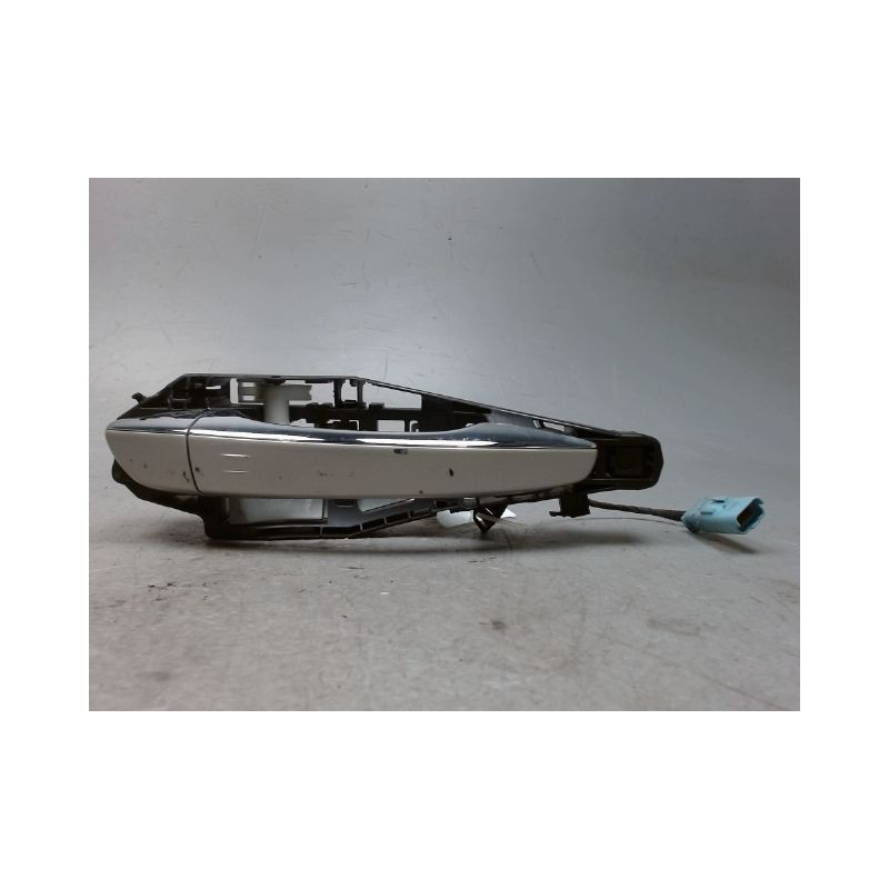 POIGNEE EXTERIEURE PORTE AVANT DROIT PEUGEOT 508 2010-
