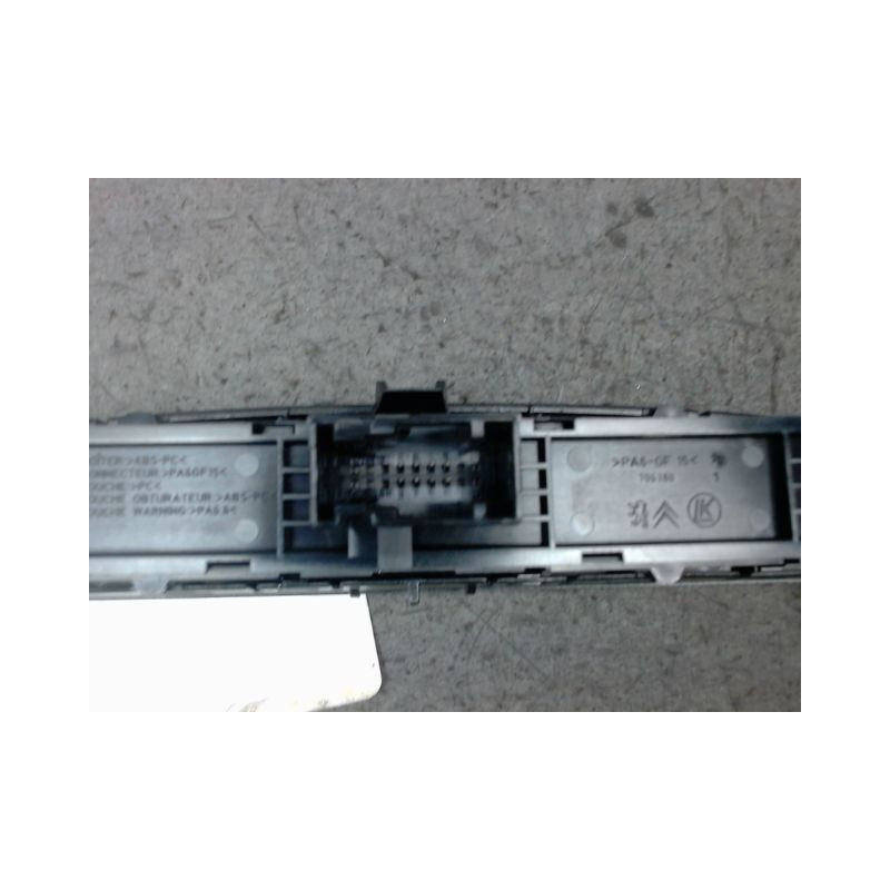 BOUTON DE WARNING PEUGEOT 308