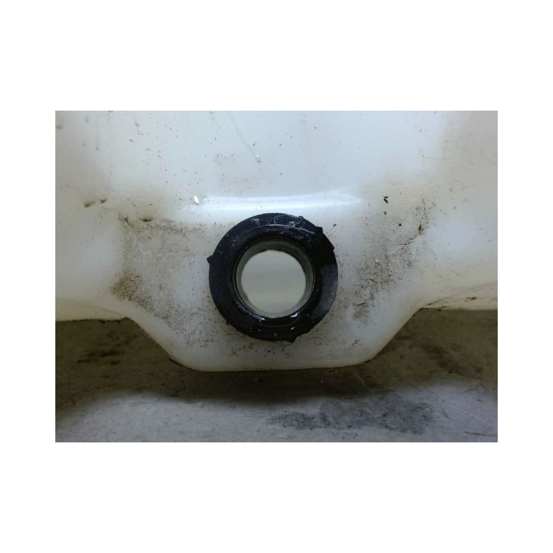 RESERVOIR LAVE-GLACE AVANT CHRYSLER PT CRUISER 00-05