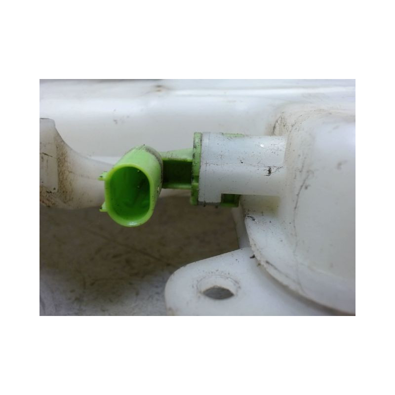 RESERVOIR LAVE-GLACE AVANT BMW SERIE 1