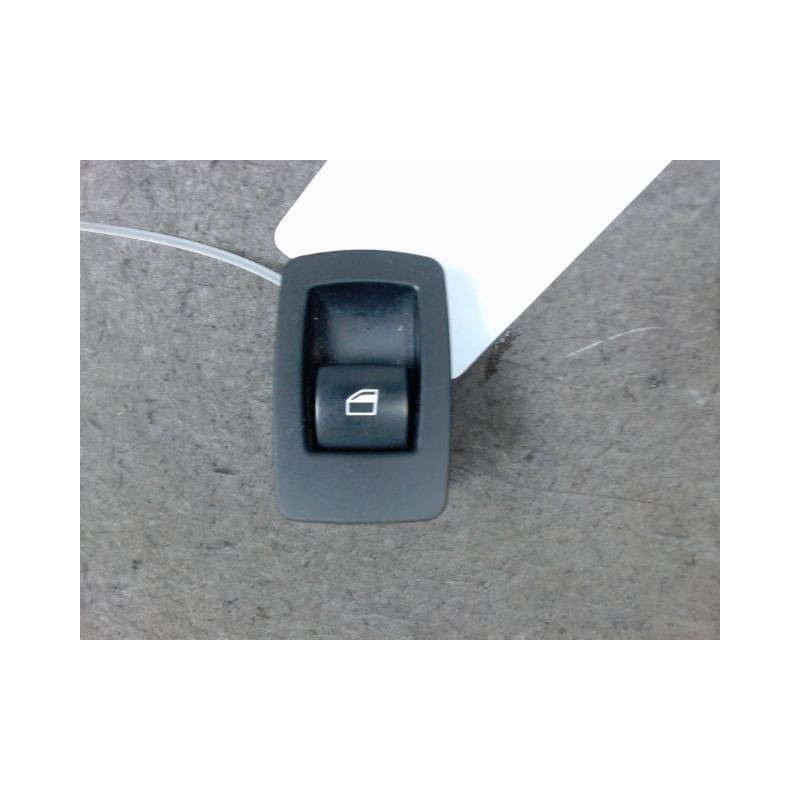 COMMANDE LEVE-GLACE PORTE AVD B.M.W. SERIE 3