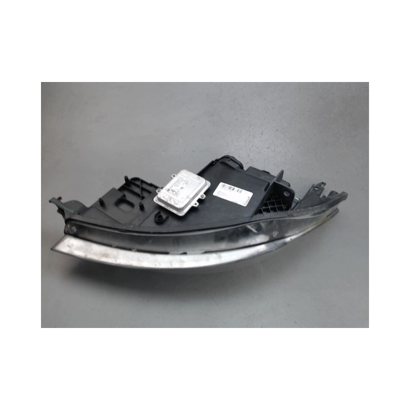 PHARE DROIT PEUGEOT 407