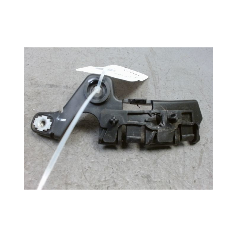 SUPPORT PARE-CHOC AVD RENAULT MEGANE
