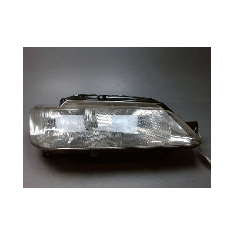PHARE DROIT PEUGEOT 605 94-99