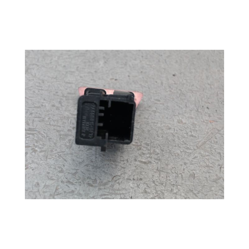 BOUTON DE WARNING PEUGEOT 307