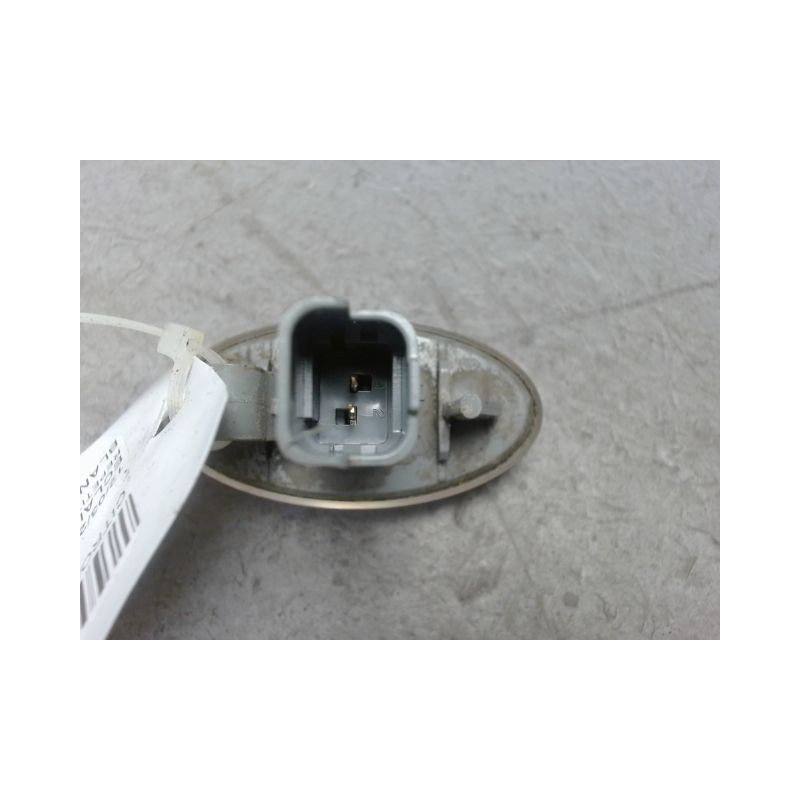 REPETITEUR AILE DROIT CITROEN BERLINGO