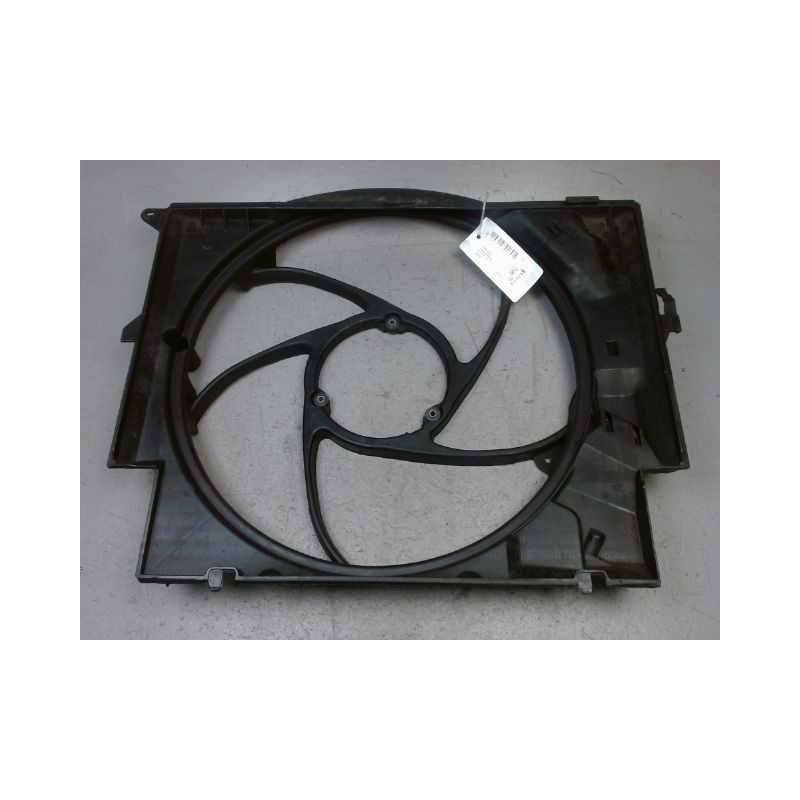 SUPPORT DE VENTILATEUR B.M.W. SERIE 3