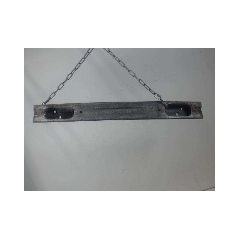 RENFORT PARE-CHOC ARRIERE  CHRYSLER PT CRUISER 00-05