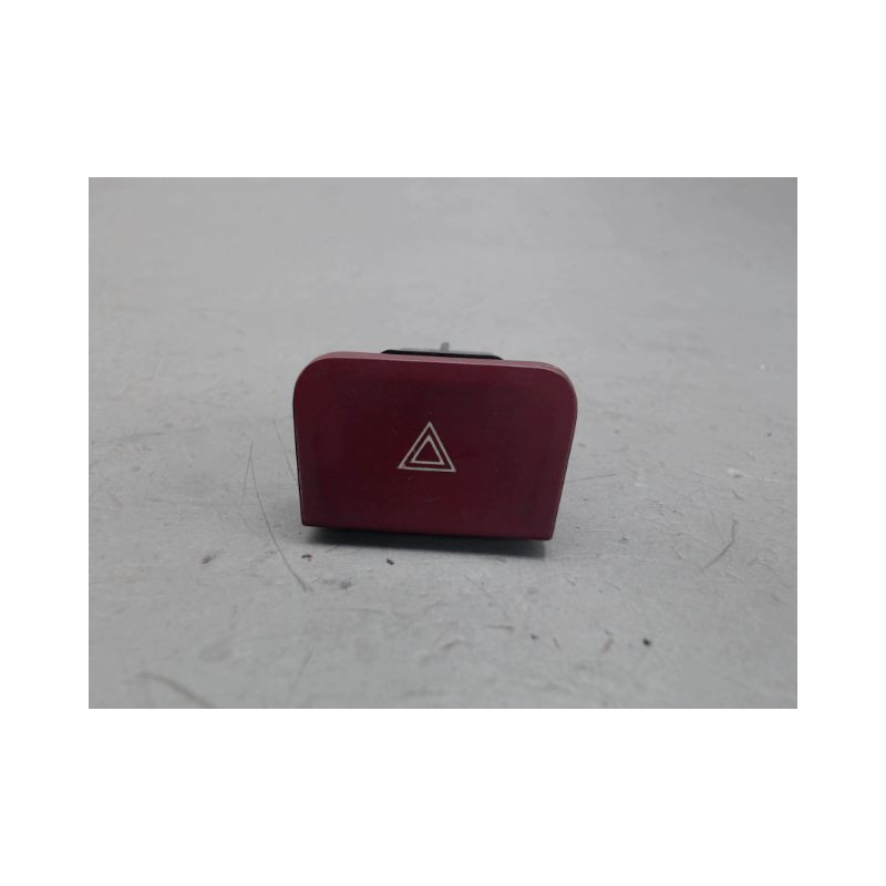 BOUTON DE WARNING CITROEN C4