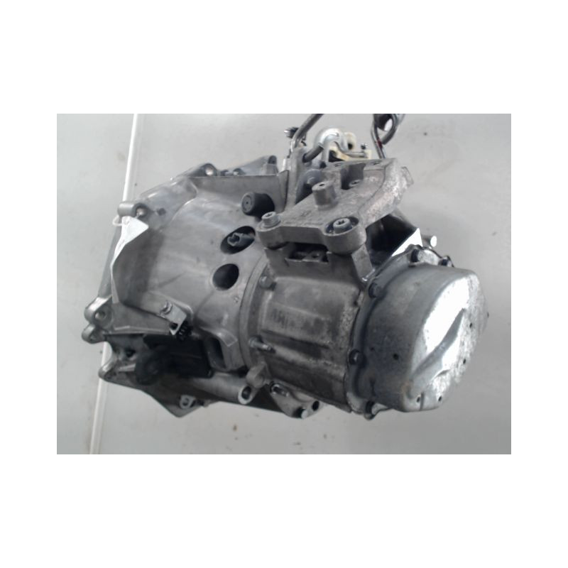BOITE A VITESSE MECANIQUE PEUGEOT 207 1.6 HDi