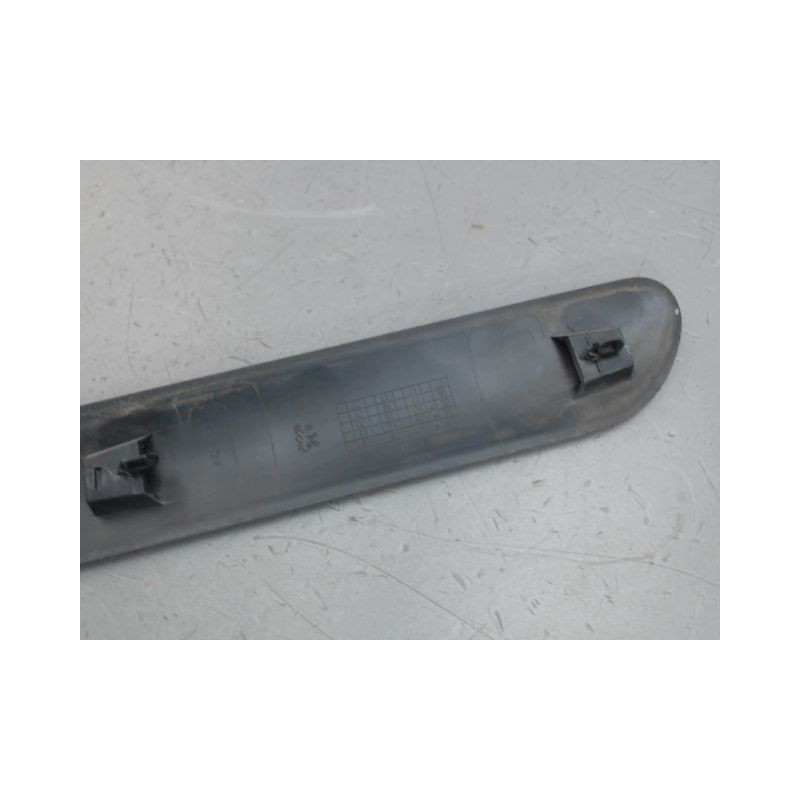 PROTECTION PORTE ARRIERE DROIT PEUGEOT 307