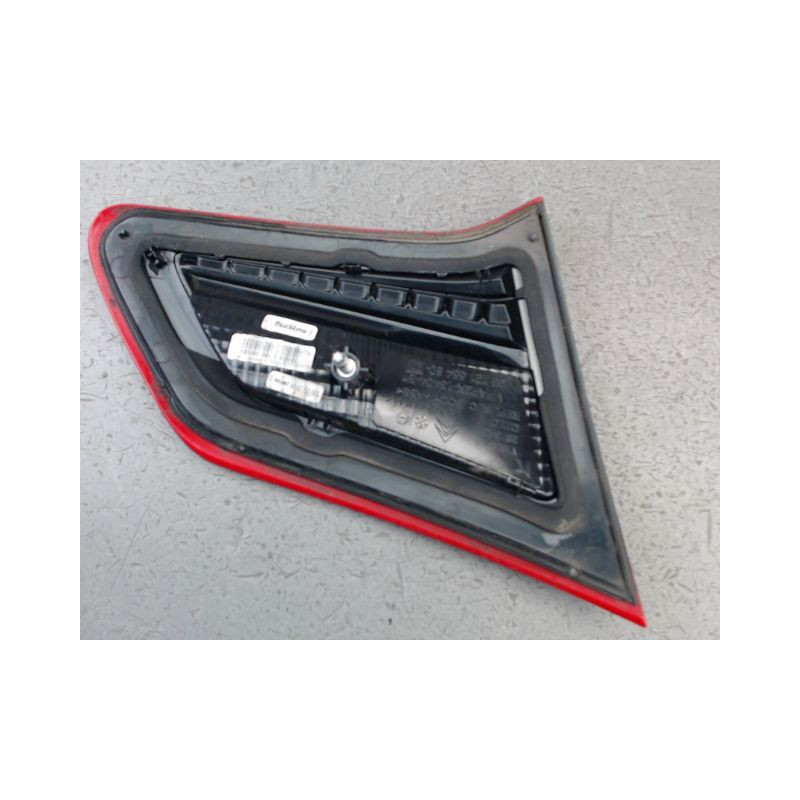 FEU ARRIERE INTERIEUR DROIT CITROEN C4