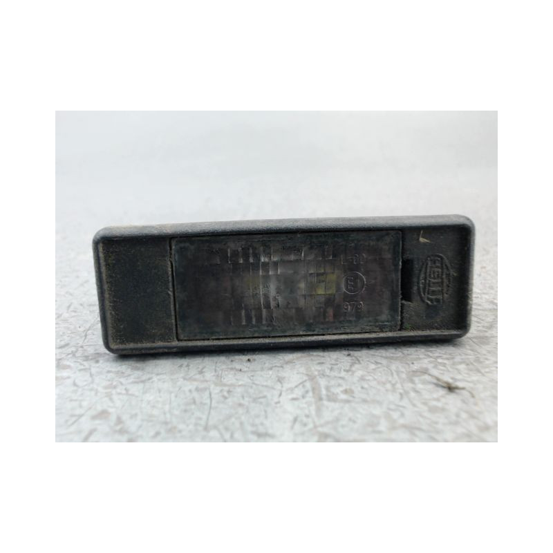 ECLAIREUR PLAQUE DE POLICE GAUCHE PEUGEOT 307
