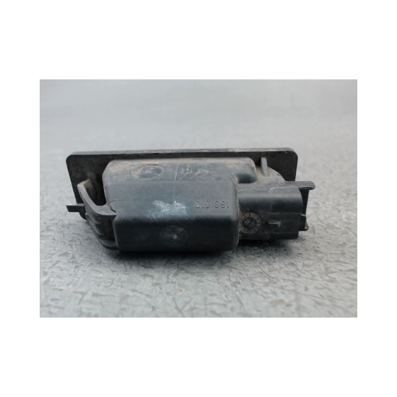 ECLAIREUR PLAQUE DE POLICE GAUCHE PEUGEOT 307